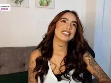 _sophiebrown__ — taste me  #biglips #bigboobs #latina #bigpussylips #bigclit [0 tokens remaining]