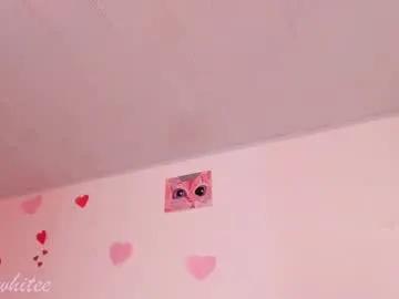 aby_whitee on Chaturbate