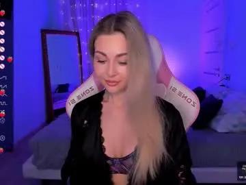 adeleroberts's avatar