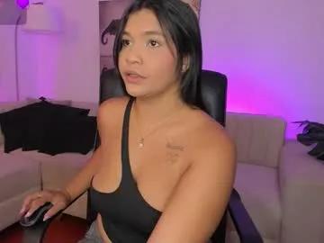 alaiia7 on Chaturbate 