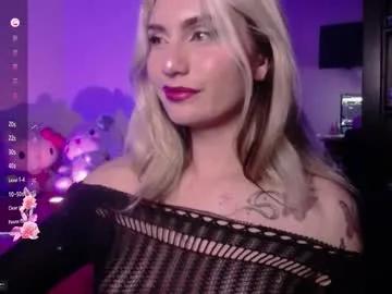anya_starlight — GOAL: undress  [240 tokens remaining] Hi so glad to have u here!!! come say hi :) #blonde #lovense #new #teen #latina