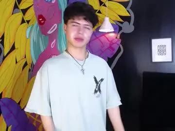 collinstone on Chaturbate 