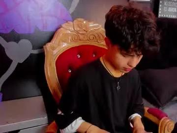 collinstone on Chaturbate 