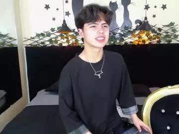 collinstone on Chaturbate 