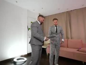 demianblake — Show 3 Cocks // #hairy #muscle #bigass #bigcock #cum [118 tokens remaining]