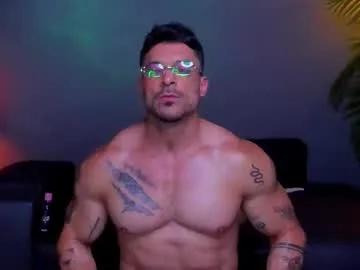 dennis_cox_ on Chaturbate 