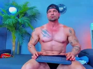 dennis_cox_ on Chaturbate 