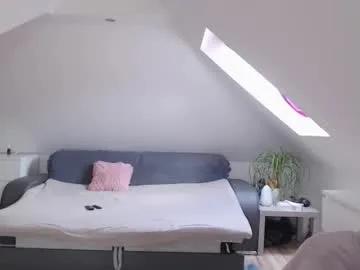 emerald_kittycat on Chaturbate 