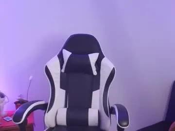 emilybluntt_'s avatar