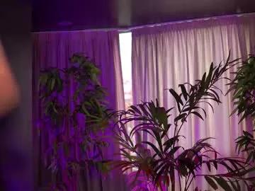 hotbustybabex — Can you choose between my pussy or my tits? My favorite ones 22 44 99 222  - Multi Goal: Big boobs in your face [191 tokens left] #bigboobs #skinny #bigass #tattoos #halloween