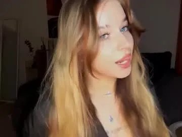 janniekeneipp on Chaturbate 
