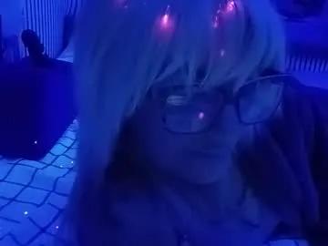 kikilovespartylights's avatar