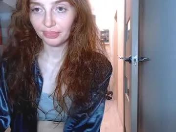kira_foxy_ on Chaturbate