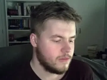 liamfoxx — Get me naked ;) #bi #gay  #muscle #bigcock  #young [984 tokens remaining]