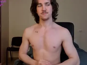luca_syn