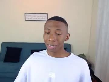 miiloo18 on Chaturbate 