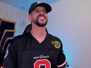 petesevans_1 on Chaturbate 