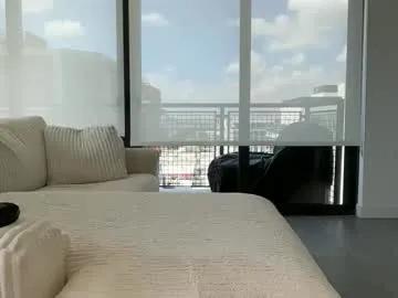 reecemarie — twerk seshhh at 1k ;) #new #pawg #snowbunny #bigtits #bigass