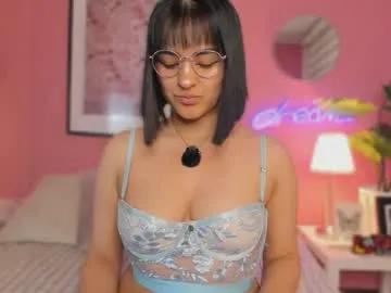 soysaraa_ on Chaturbate 