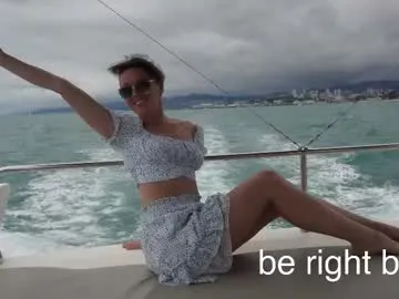 sweetdreamvic on Chaturbate