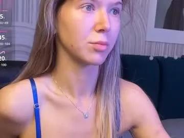 vivian_evans_ on Chaturbate 