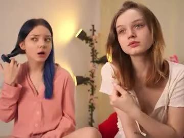 xiaobrunscheen — My friend doesn't know that it's being broadcast OOOOMG #new #skinny #18 #couple #shy Goal:  I will punish Lina [99 tokens remaining]