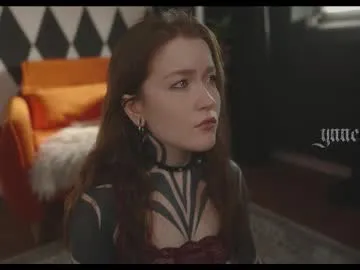 ynnenbrynn on Chaturbate