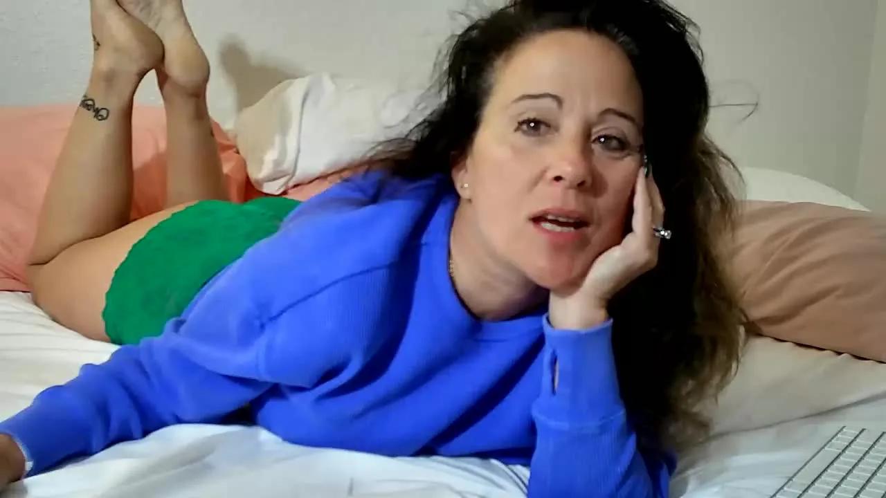 LoveVanessaRay on Streamray