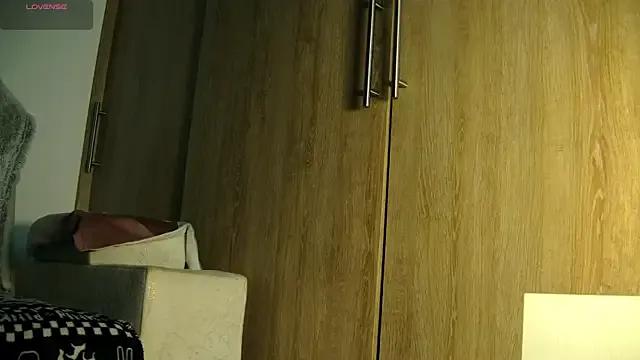 aidaadams on StripChat 