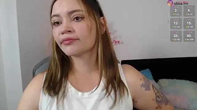 aliiceFM on StripChat 