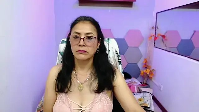 AmandaPeet on StripChat 