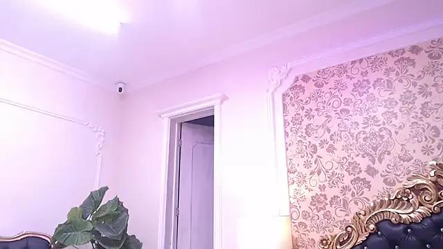 AnahisBennett on StripChat 