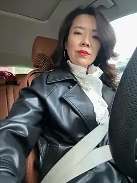 anna_2024 on StripChat 