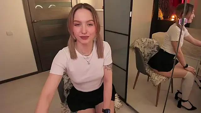 Annie_Leone on StripChat 