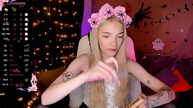 AnyaTaylor_ on StripChat 