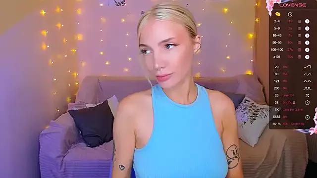 AnyaTaylor_ on StripChat 