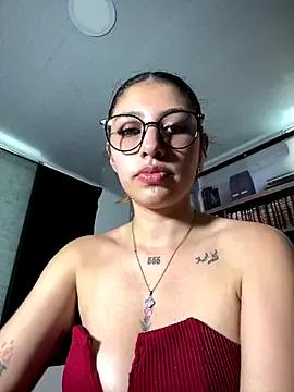 AriaBliss- on StripChat 