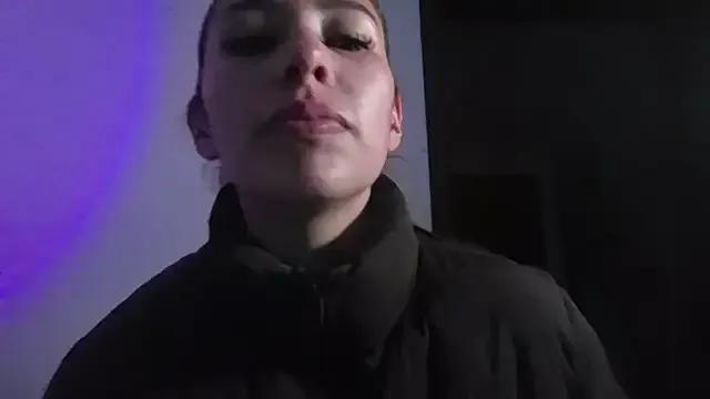 AriaBliss- on StripChat 