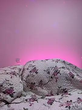 Ariana_TuFantasiaHot on StripChat 