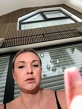 Bella-Tight's avatar