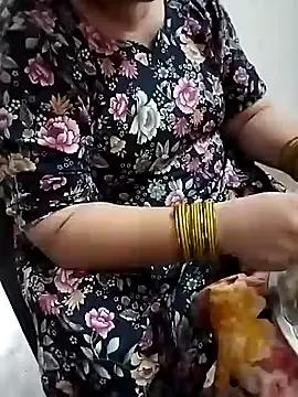 BHABHIJAAN7317 on StripChat 