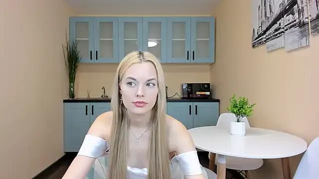 CallMeMargo on StripChat 