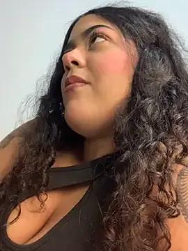 CaroBeach on StripChat