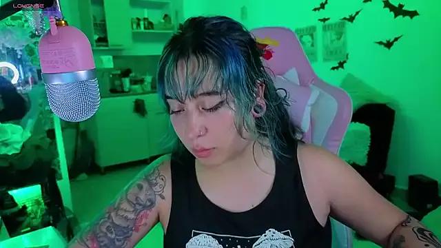 Celeste_Bauman on StripChat 