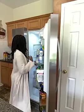 choclatepeaach on StripChat 