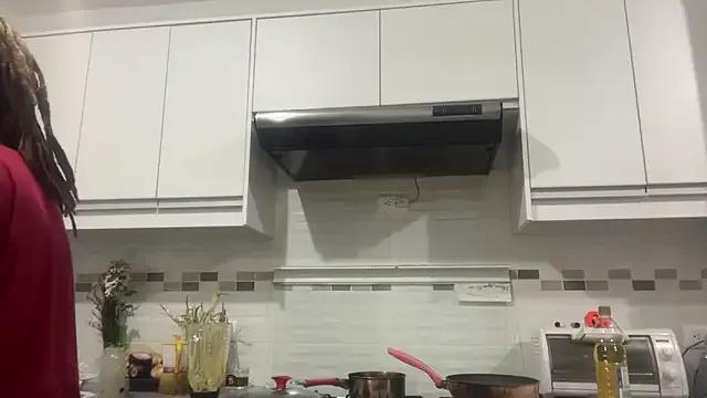 ChocolateCakeQueen's avatar