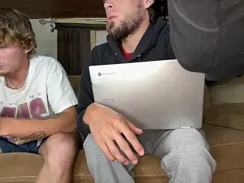 daddyforshort8 on StripChat 