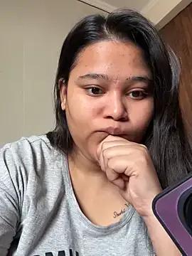 DivyaSharma999 on StripChat