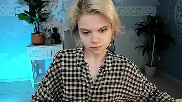 EllieMurler on StripChat 