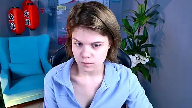 EllieMurler on StripChat 